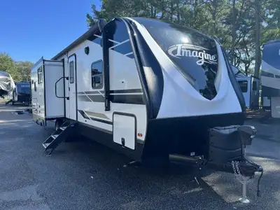 CRAFTED FOR CONVENIENCE: GRAND DESIGN IMAGINE 2670MK IMAGINE THE POSSIBILITIES! PAYMENTS ONLY $236 B...