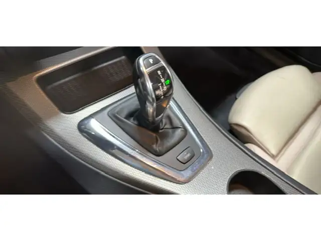 2011 BMW 3 Series Cabriolet 335is in Cars & Trucks in Mississauga / Peel Region - Image 38