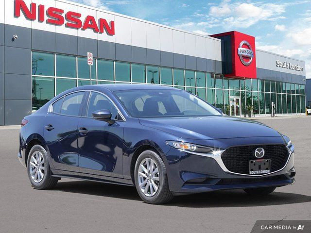 2022 Mazda Mazda3 GS | 1 Owner | Leather | Memory Seats | No in Cars & Trucks in London