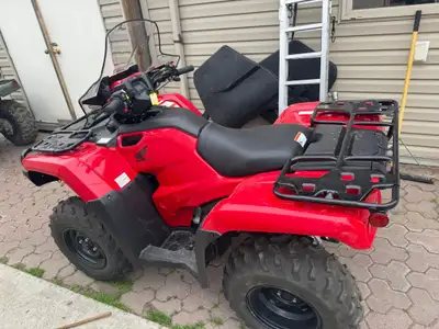 APPLY NOW: https://www.ridecollective.ca/get-pre-approved The 2024 Honda Rubicon 520 DCT Deluxe in H...