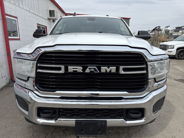 2019 Ram 3500 BIGHORN | 4X4 | CREW CAB | LONG BOX | BED LINER |  in Cars & Trucks in Calgary - Image 3