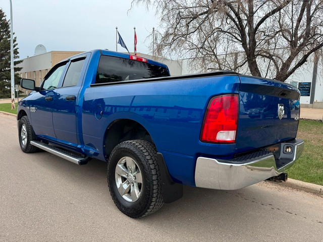2015 Ram 1500 HEMI - CLEAN CAR FAX - NEW BRAKES in Cars & Trucks in Edmonton - Image 3