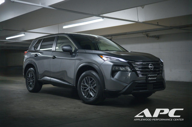 2024 Nissan Rogue in Cars & Trucks in Delta/Surrey/Langley