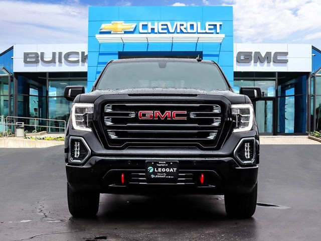 2022 GMC Sierra 1500 Limited 4WD Crew Cab 147" AT4 in Cars & Trucks in Hamilton - Image 2