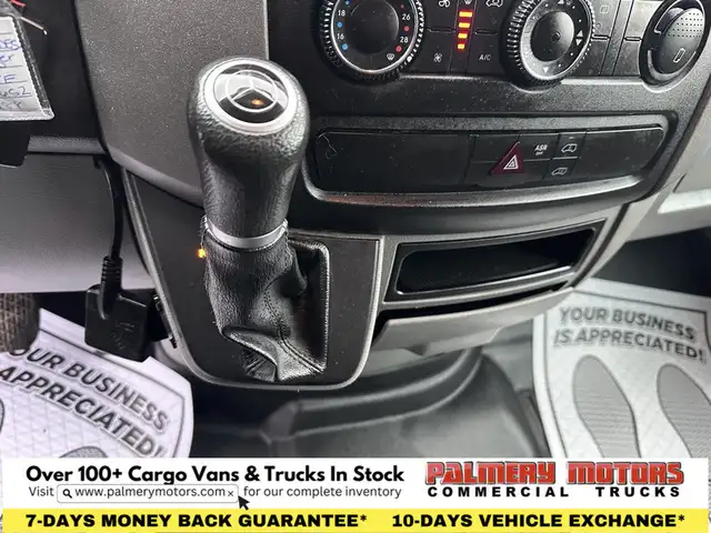 2017 Mercedes-Benz Sprinter 2500 144" HIGH ROOF 4X4 +LOW RANGE dans Autos et camions dans Région de Mississauga/Peel - Image 34
