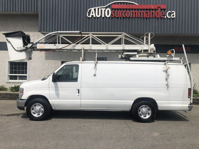 2014 Ford Fourgon Econoline nacelle in Cars & Trucks in Laval / North Shore