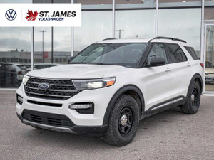 2022 Ford Explorer XLT | LOW KMs | ONE OWNER | PANORAMIC SUNROOF |