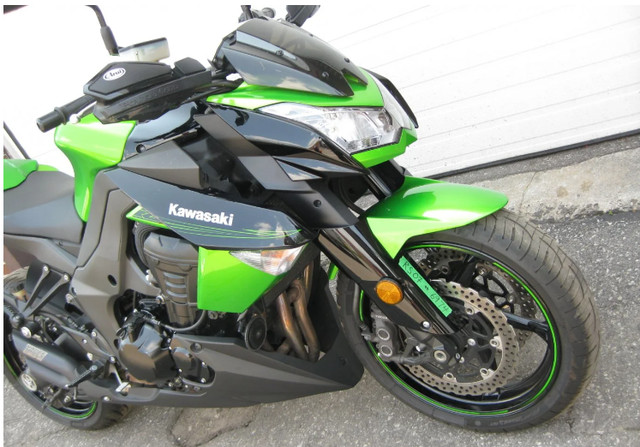 2011 Kawasaki Z1000 GOOD AND BAD CREDIT APPROVED!! in Street, Cruisers & Choppers in Dartmouth - Image 3