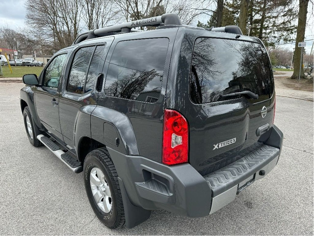  2012 Nissan Xterra 6-SPEED MANUAL! - 4X4 in Cars & Trucks in City of Toronto - Image 3