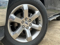 Get ready to elevate your drive with this 2021 Ford F-150 Lariat, where toughness meets premium comf... (image 1)