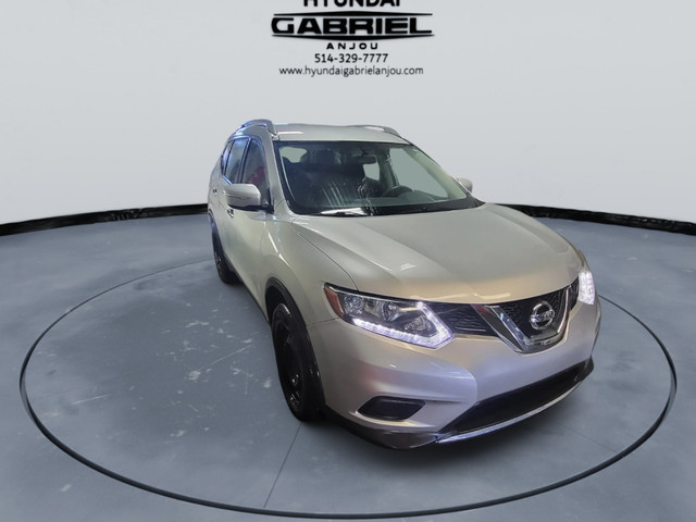 2014 Nissan Rogue S dans Autos et camions  à Ville de Montréal