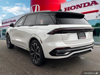 Experience effortless luxury and exhilarating performance in this 2024 Lincoln Nautilus Reserve. Thi... (image 3)