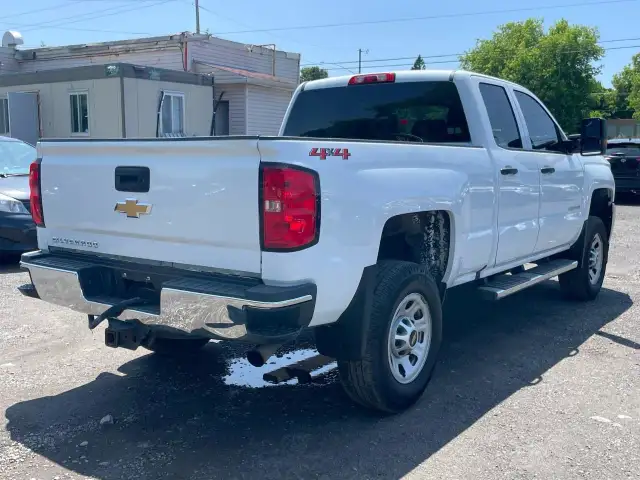 2019 Chevrolet Silverado 2500 Work Truck in Cars & Trucks in Ottawa - Image 8