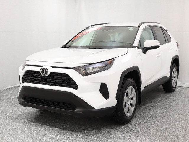 2021 Toyota RAV4 LE AWD, CAMÉRA RECUL, SIÈGES CHAUFFANTS, A/C, A in Cars & Trucks in Longueuil / South Shore