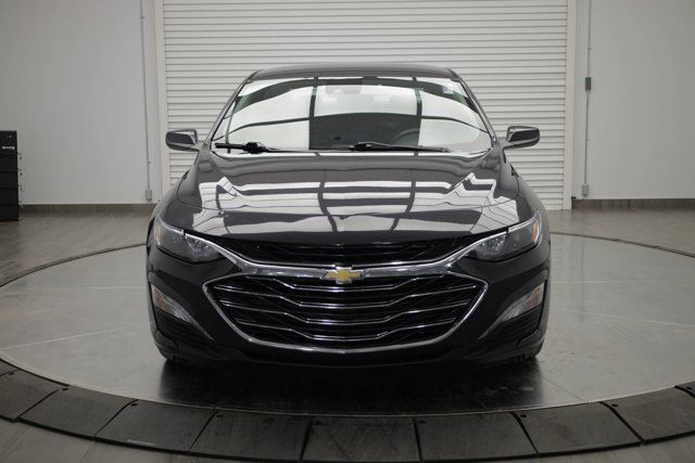 2023 Chevrolet Malibu 1LT in Cars & Trucks in Calgary - Image 2