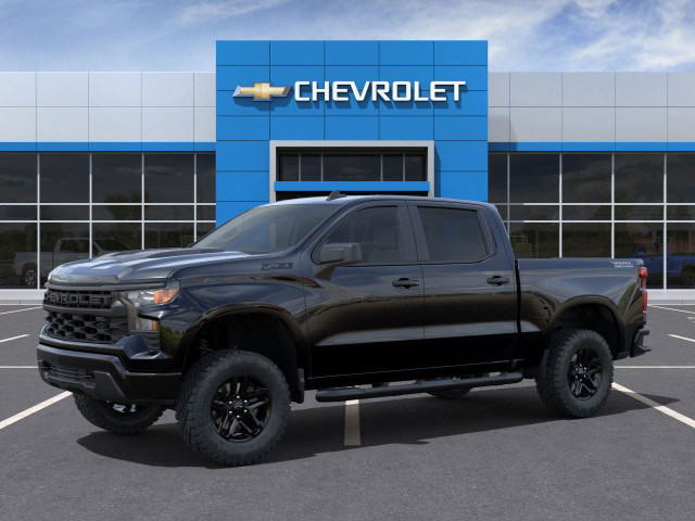 2025 Chevrolet Silverado 1500 Custom Trail Boss in Cars & Trucks in London - Image 2