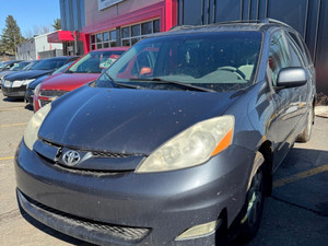 2007 Toyota Sienna LE 7 Passenger