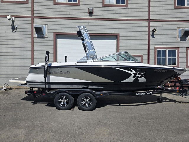 2012 Mastercraft X15 SURF System FINANCING AVAILABLE in Powerboats & Motorboats in Vancouver