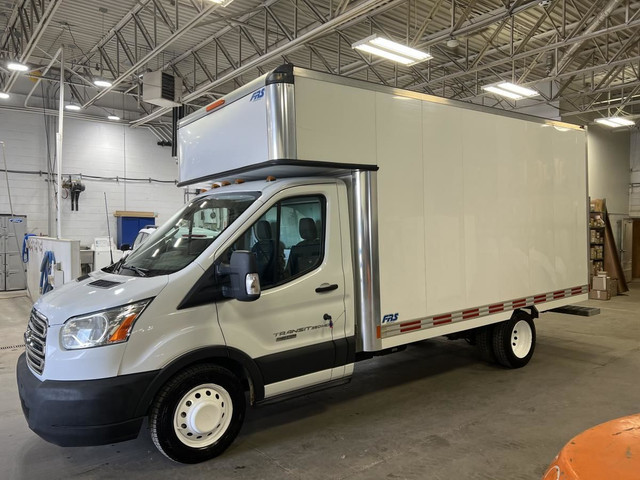 2016 Ford Transit Chassis Cab T-350 156 po PNBV de 9 950 lb RARJ in Cars & Trucks in Longueuil / South Shore - Image 2
