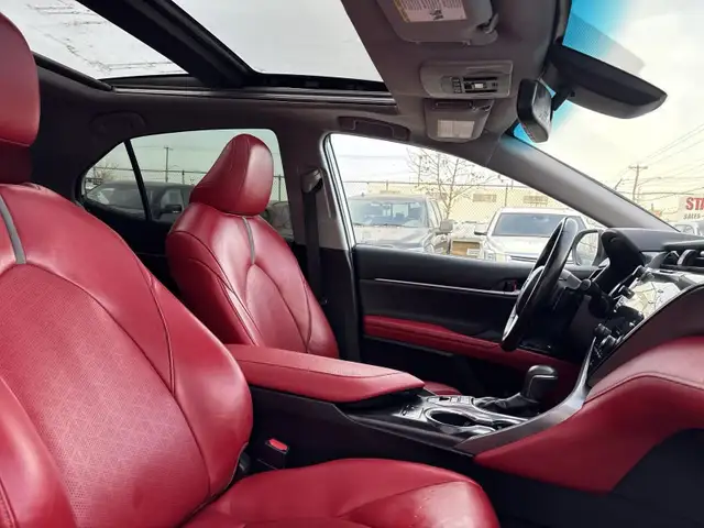 2019 Toyota Camry XSE | RED LEATHER INTERIOR | HEATED SEATS | SU in Cars & Trucks in Calgary - Image 17