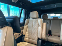 This Cadillac Escalade IQ has a dependable Electric engine powering this Automatic transmission. *Yo... (image 9)
