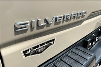 6.2 L 8 Cyl Engine Vehicle Options: Leather Interior, Sunroof, 360 Degree Camera, Heads-up Display,... (image 7)