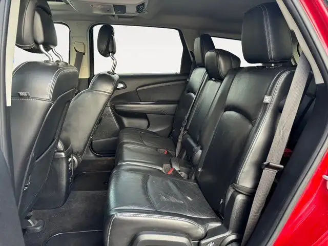 2018 Dodge Journey Crossroad | SUNROOF | HEATED SEATS | DVD dans Autos et camions dans Calgary - Image 14