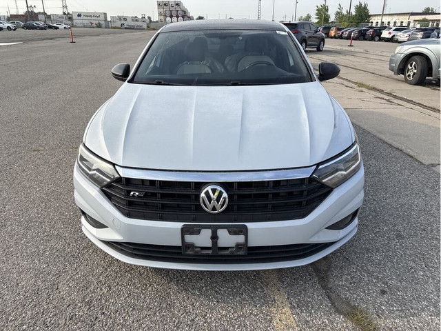 2019 Volkswagen Jetta Highline - R-LINE! LTHR! BACK-UP CAM! BSM! in Cars & Trucks in Kitchener / Waterloo - Image 2