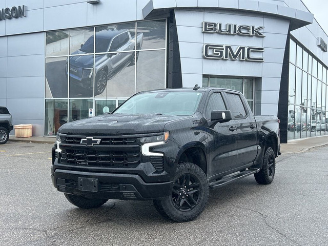 2022 Chevrolet Silverado 1500 4WD Crew Cab 147 LT Trail Boss, Mi in Cars & Trucks in Mississauga / Peel Region