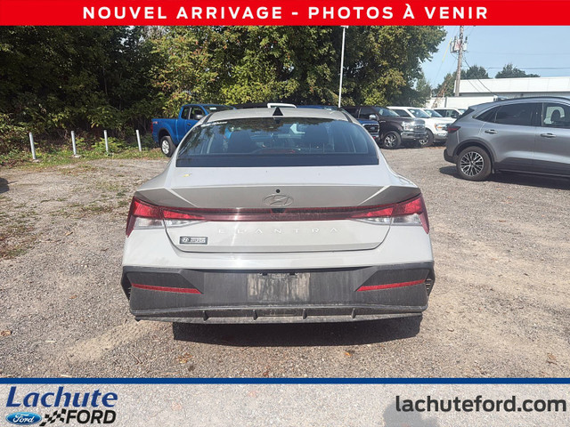 Hyundai Elantra Preferred IVT 2024 à vendre dans Autos et camions  à Laurentides - Image 4
