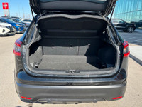 2023 NISSAN QASHQAI SV AWD | ACCIDENT FREE CARFAX | HEATED SEATS | SUNROOF FEATURES INCLUDE: - Apple... (image 6)
