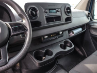CLEAN CARFAX PURCHASE PRICE IS SUBJECT TO APPLICABLE HST AND LICENSING COSTS. VEHICLE SOLD CERTIFIED... (image 9)