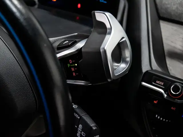 2017 BMW i3 HB w-RANGE EXTENDER PLUG IN HYBRID NAVI REAR VIEW in Cars & Trucks in City of Toronto - Image 20