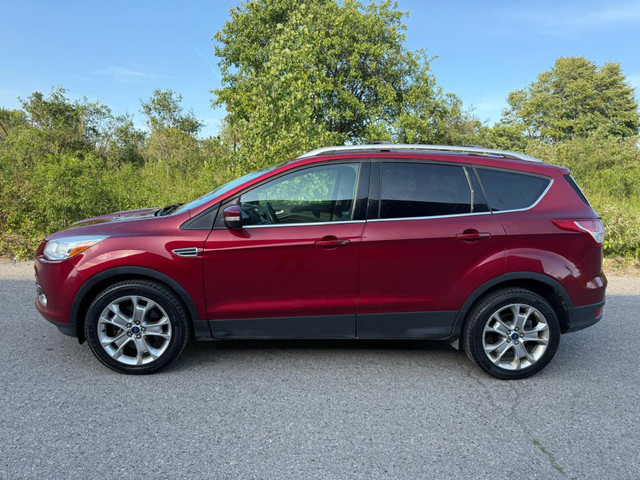 2014 Ford Escape TITANIUM | LEATHER | BACK-UP CAM | PUSH START | in Cars & Trucks in Oshawa / Durham Region - Image 3