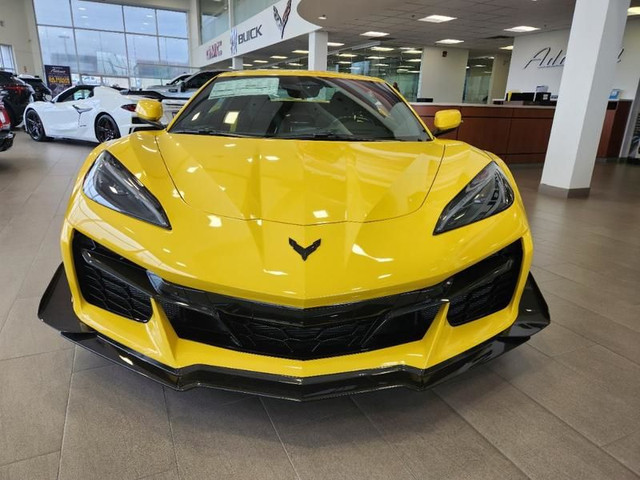 2025 Chevrolet Corvette Z06 Convertible - Apple CarPlay in Cars & Trucks in Mississauga / Peel Region - Image 3