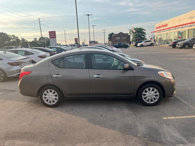 2012 Nissan Versa SV | One Owner | Clean Carfax | Perfect in Cars & Trucks in London - Image 3