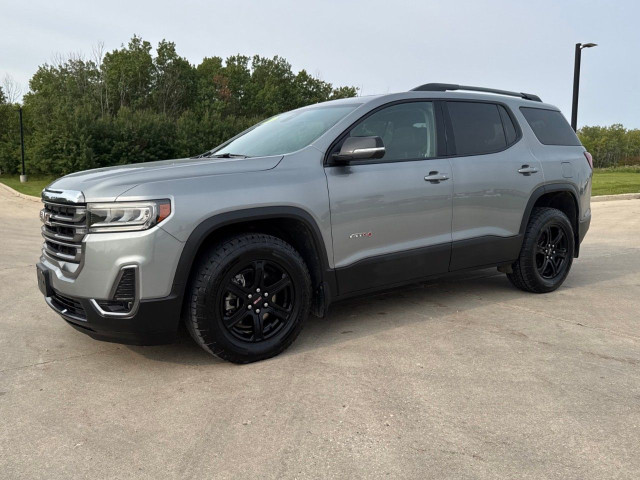 2023 GMC Acadia in Cars & Trucks in Winnipeg