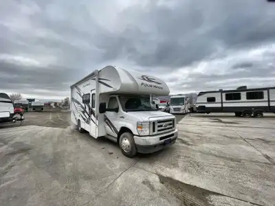 We are looking for good pre owned Rv's to buy or consign!! Thor Motor Coach Four Winds Class C gas m...