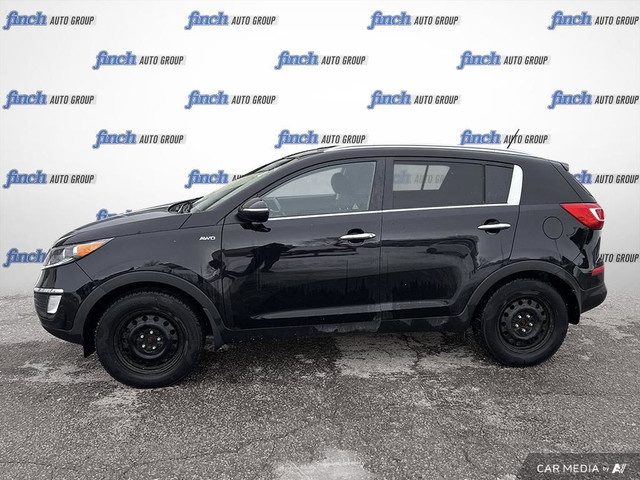 2013 Kia Sportage EX LOW MILEAGE | ONE OWNER | VERY FUEL EFFI... in Cars & Trucks in London - Image 4