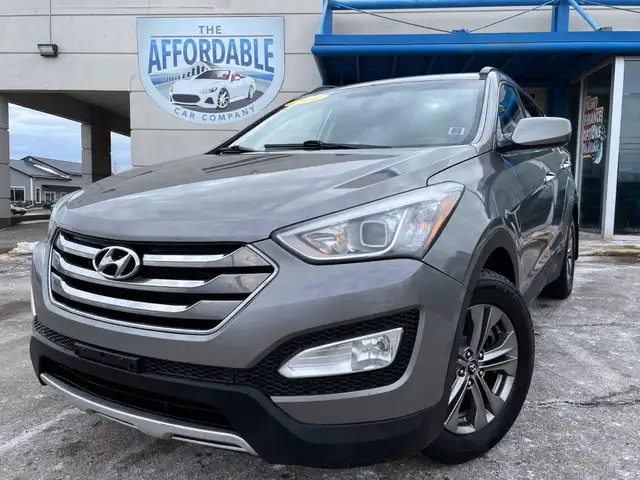 2014 Hyundai Santa Fe Sport 2.4 AWD, GL, HTD SEATS, AUTO in Cars & Trucks in Charlottetown - Image 2