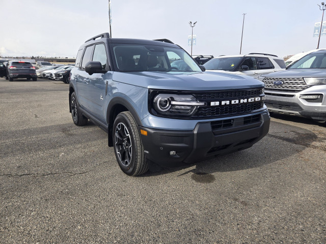 2025 Ford Bronco Sport OUTER BANKS | TECH PACKAGE | MOONROOF | in Cars & Trucks in Calgary - Image 3