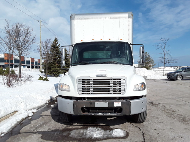 2018 Freightliner M2 106 Straight *BOGO or 6% Dep Match* in Heavy Trucks in Oakville / Halton Region - Image 2
