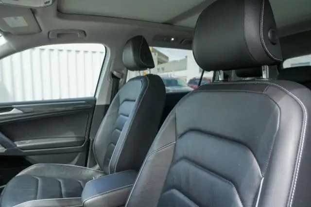 2021 Volkswagen Tiguan Highline in Cars & Trucks in Calgary - Image 20