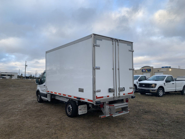 2023 Ford Transit-350 Chassis Cab Dual Rear Wheel - Fridge Box!! in Cars & Trucks in Kawartha Lakes - Image 3