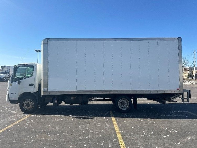 2019 Hino Truck 195 ALUMVAN in Heavy Trucks in Dartmouth - Image 4