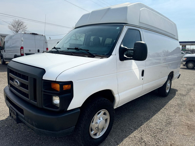 2012 Ford Econoline Cargo Van High Roof in Cars & Trucks in Oakville / Halton Region - Image 3