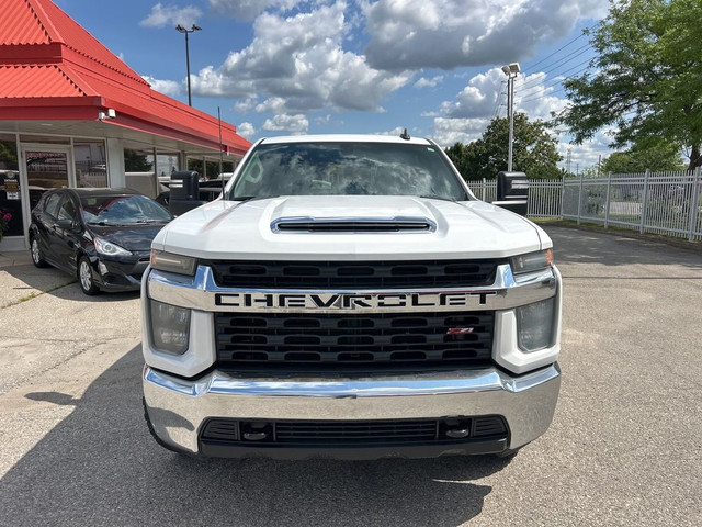 2021 Chevrolet SILVERADO 2500HD 4WD Crew Cab LT Z71 6.6L GAS SHO in Cars & Trucks in Oakville / Halton Region - Image 2