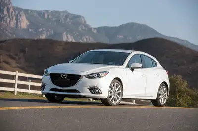 CERTIFICATION AVAILABLE FOR $899 *ASKING PRICE INCLUDES: -FREE OIL CHANGE -FREE RUST PROOFING -FREE...