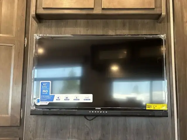 2023 Coachmen RV Sportscoach SRS 365RB in RVs & Motorhomes in Abbotsford - Image 38