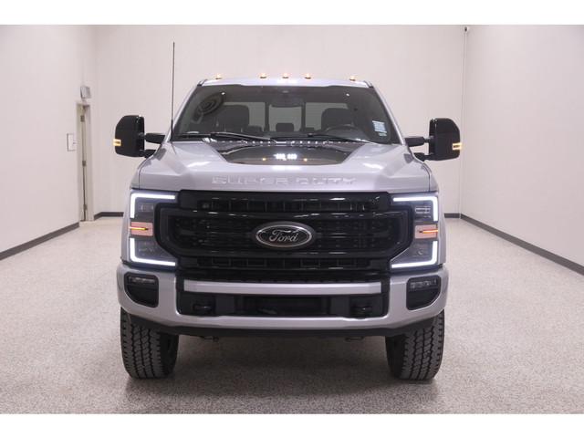  2022 Ford F-250 LARIAT 4WD Crew Cab 6.75' Box in Cars & Trucks in Gatineau - Image 3